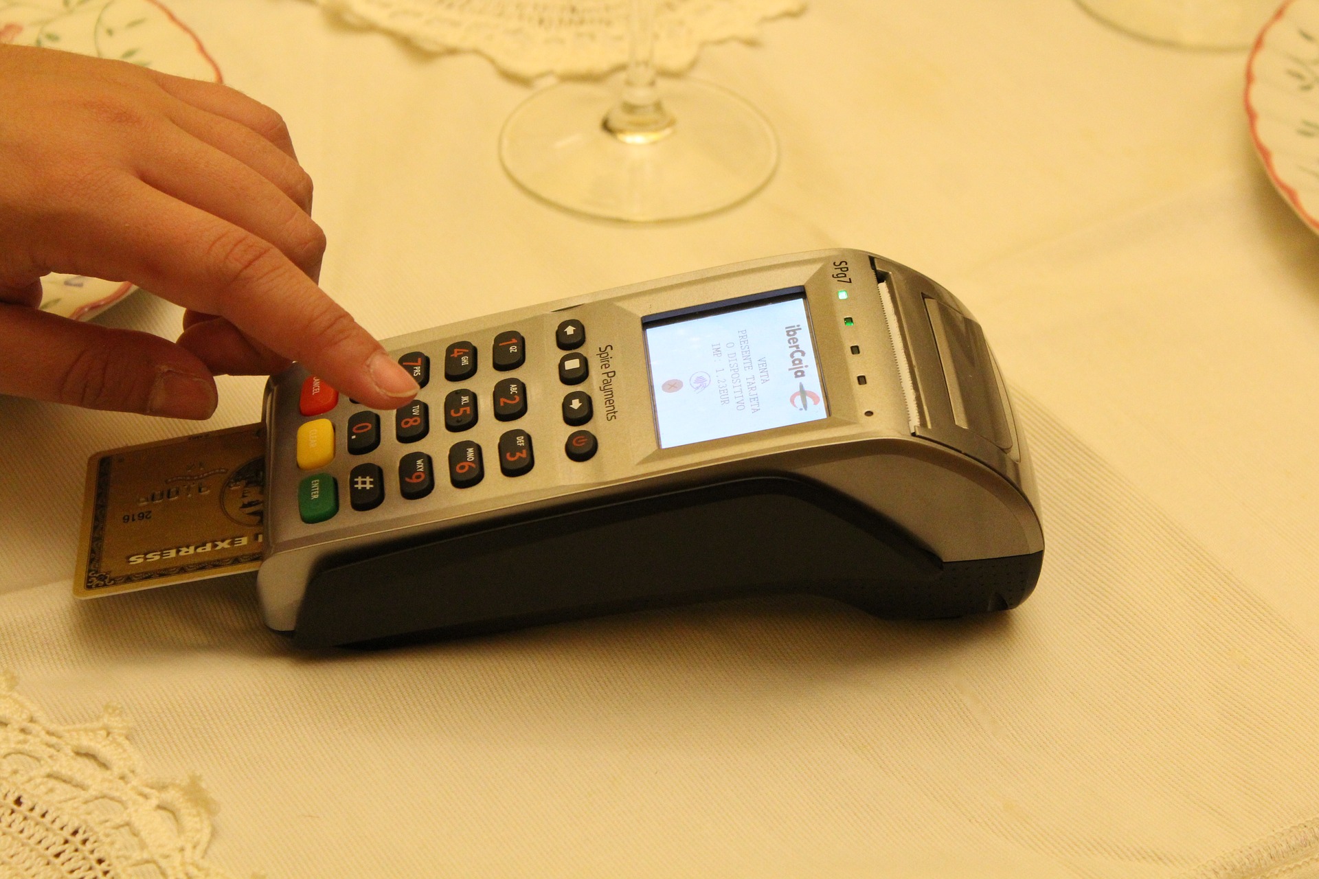 La Carte de Crédit Visa de Hello Bank - Comment Souscrire