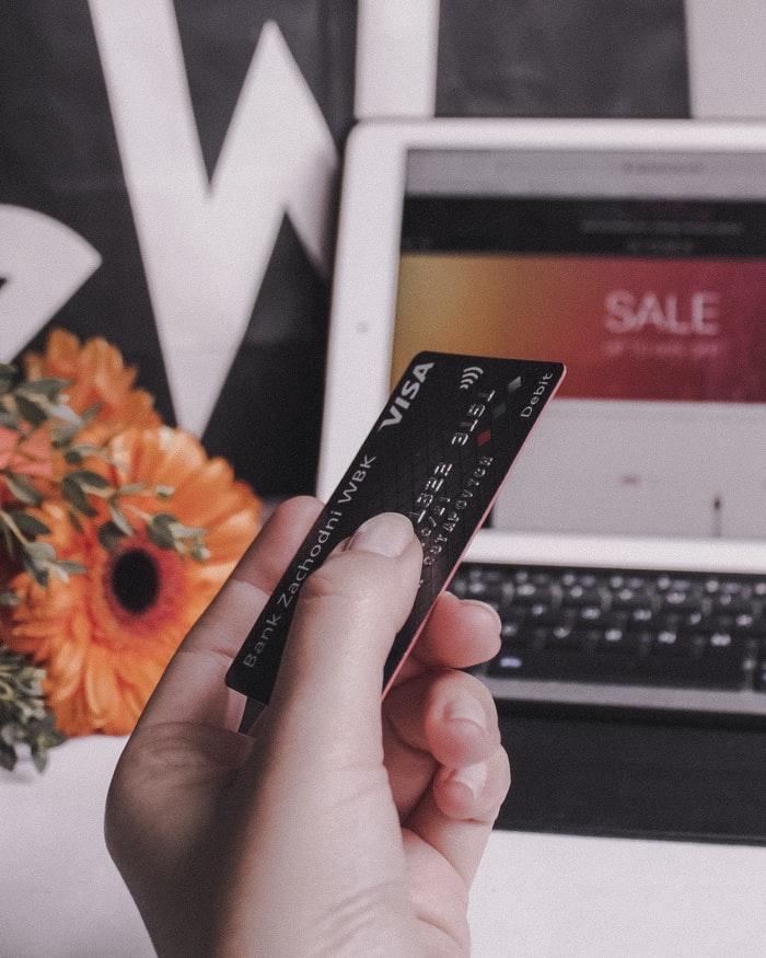 Comment Demander la Visa Classic chez la Banque Postale ?