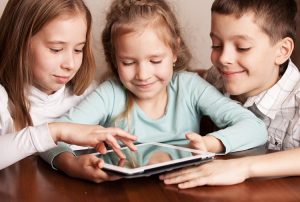 Vídeos infantis - Saiba como assistir pelo celular